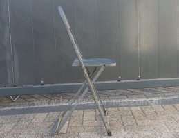 Leeuw ber metalen klapstoel versie 2 voorzijde